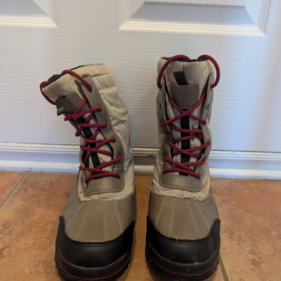 Cougar Canada, winter boots size 9, great condition , waterproof , super warm - Picture 4 of 6